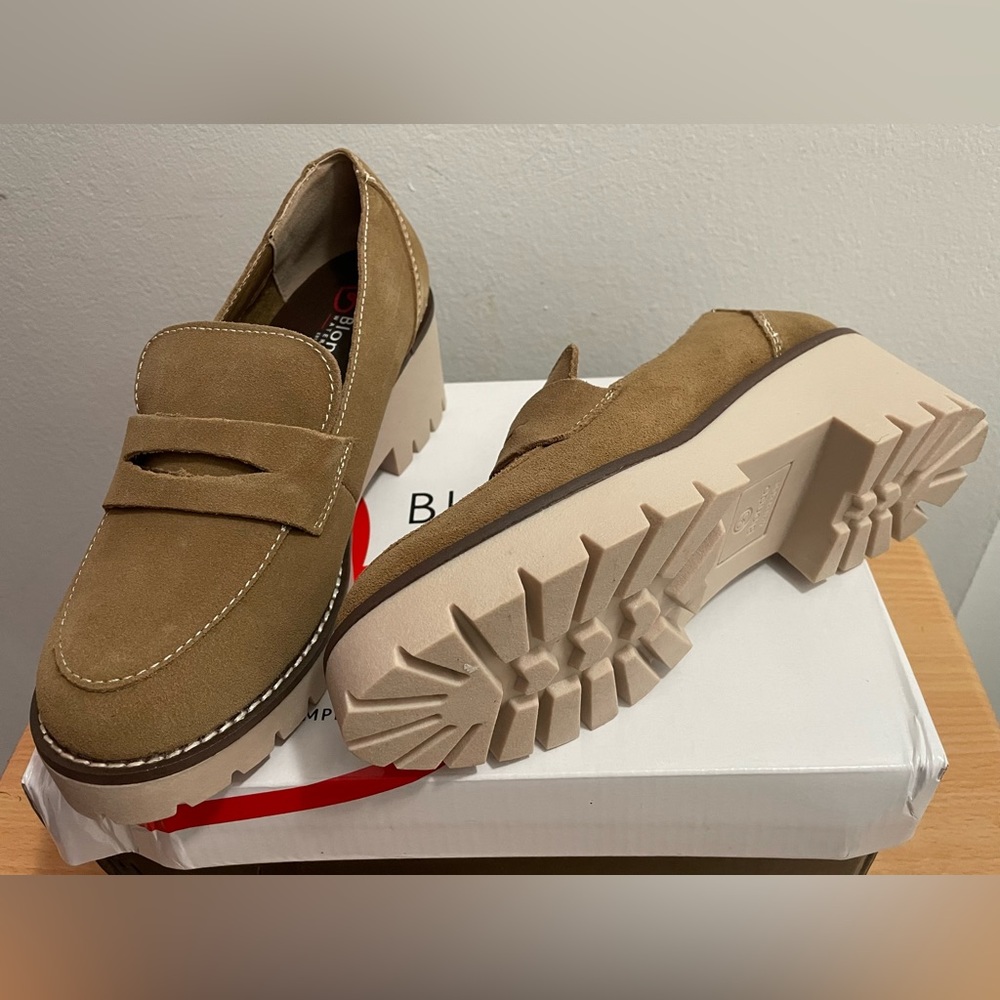 NIB!! BLONDO DULCE WATERPROOF 6M SUEDE LEATHER TAN LOAFERS